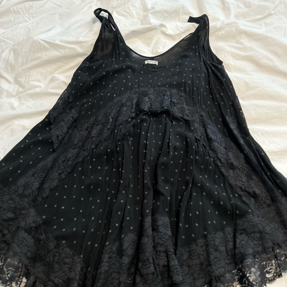 Free People - Picture 4 of 4